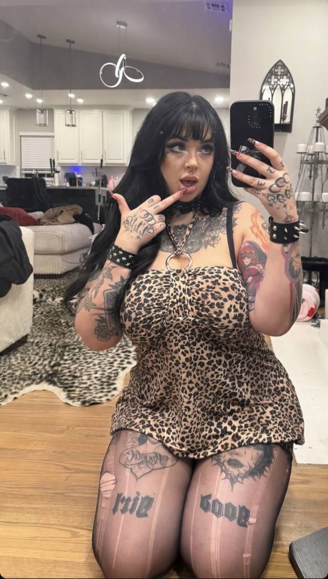 Are you craving something sweet, soft… and just a little sinful?😈💦 - Image 3